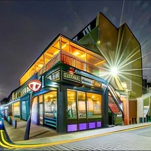 https://sought-eyes.cambridgehotelsuk.com